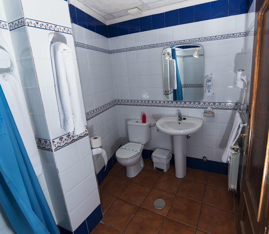 Apartamentos Raisa Hornos Bagian luar foto